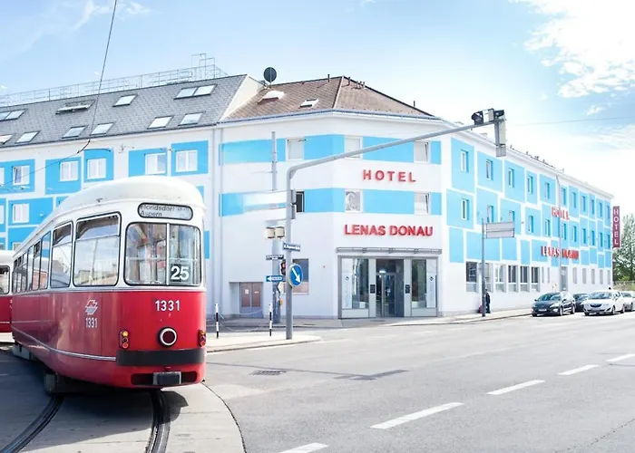 Lenas Donau Hotel Vienna